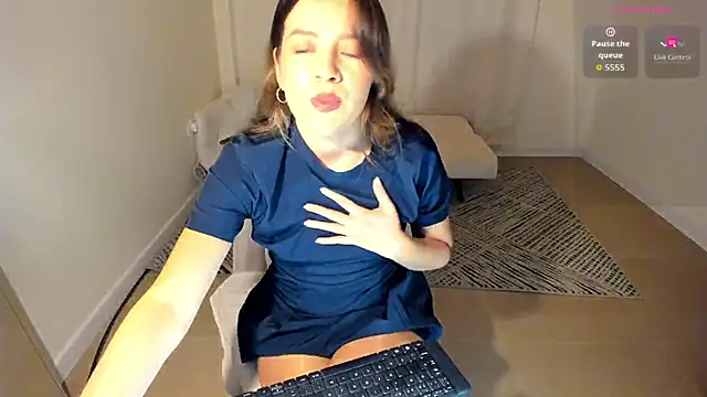 Snapshot of sara_ph chatting on April 2026 09:07:02 AM sara ph online show from April 2026 09:07:02 AM