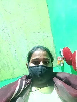 Snapshot of Cuti_jiyax chatting on January 2025 03:40:02 AM Cuti jiyax online show from January 2025 03:40:02 AM