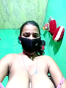 Snapshot of Cuti_jiyax chatting on March 2025 06:59:02 AM Cuti jiyax online show from March 2025 06:59:02 AM