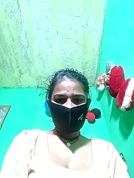 Snapshot of Cuti_jiyax chatting on March 2025 04:35:02 AM Cuti jiyax online show from March 2025 04:35:02 AM