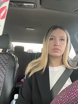 Snapshot of StasyWood chatting on March 2026 01:00:02 AM StasyWood online show from March 2026 01:00:02 AM