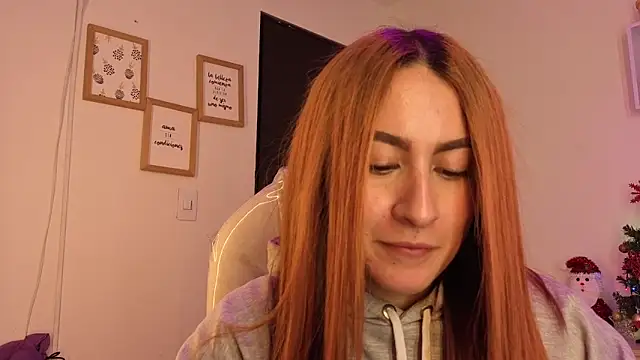 Tiarha online show from November 2025 04:56:02 AM