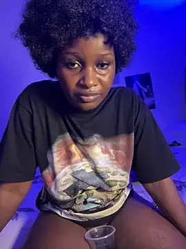 Snapshot of t-Booty_risky_ chatting on December 2024 02:21:02 AM t-Booty risky online show from December 2024 02:21:02 AM