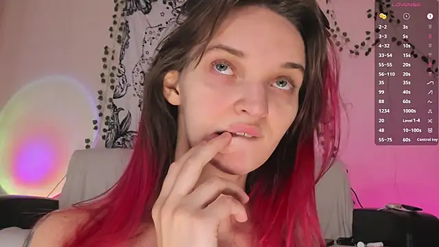 Snapshot of Liberty__ chatting on October 2025 05:03:02 AM Liberty online show from October 2025 05:03:02 AM