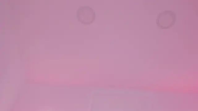 Snapshot of sarah-bonneth chatting on April 2026 12:09:02 PM sarah-bonneth online show from April 2026 12:09:02 PM