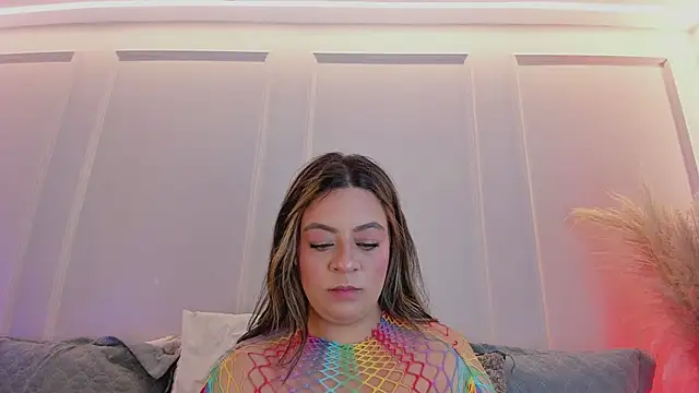 sarah-bonneth online show from June 2026 11:34:01 AM