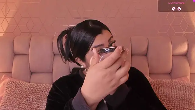 Emilyboobss online show from March 2025 06:57:02 AM