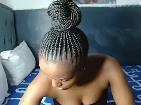 FaeMDom2 online show from November 2025 08:44:01 PM