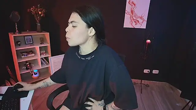  WednesdayFriday  online show from December 2024 10:07:01 PM