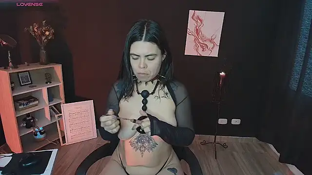  WednesdayFriday  online show from January 2025 09:20:01 PM