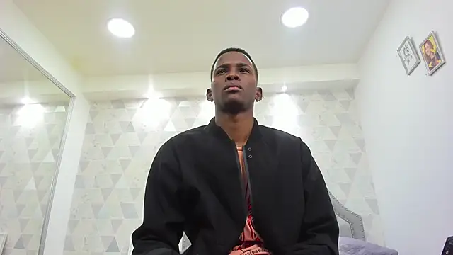 JacksonMuller  online show from December 2024 11:34:02 AM