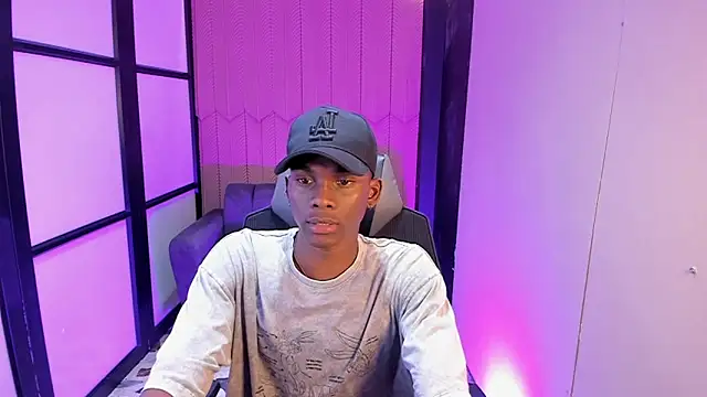 JacksonMuller  online show from December 2025 01:49:02 PM