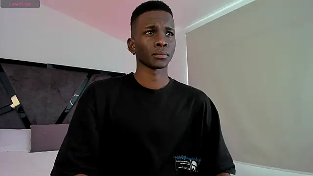 Snapshot of JacksonMuller_ chatting on April 2026 12:55:01 PM JacksonMuller online show from April 2026 12:55:01 PM