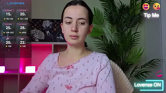 SweetieKendl online show from February 2026 09:51:01 PM