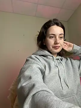 SweetieKendl online show from June 2026 10:26:01 PM