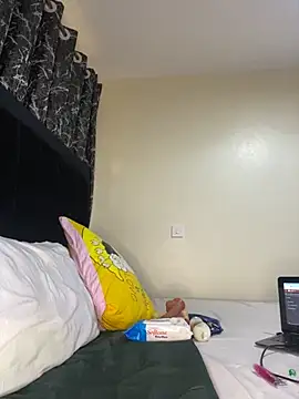 Snapshot of Sexy_barb2 chatting on November 2025 10:37:01 AM Sexy barb2 online show from November 2025 10:37:01 AM