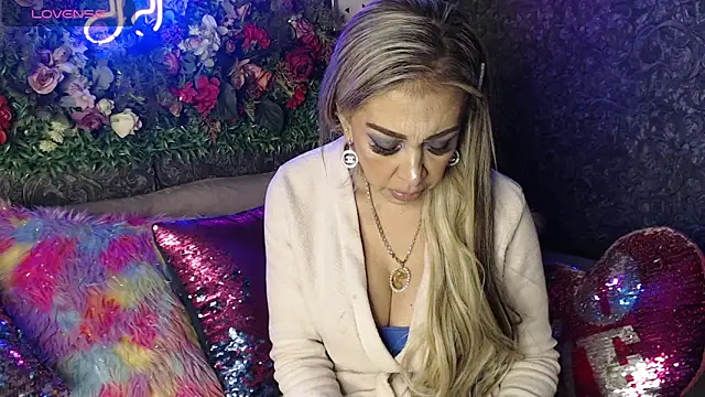 EvelinaGrey online show from January 2025 08:22:01 AM