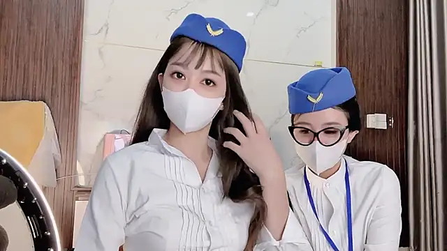 Snapshot of Mono-Stewardesss chatting on November 2025 04:17:01 PM Mono-Stewardesss online show from November 2025 04:17:01 PM