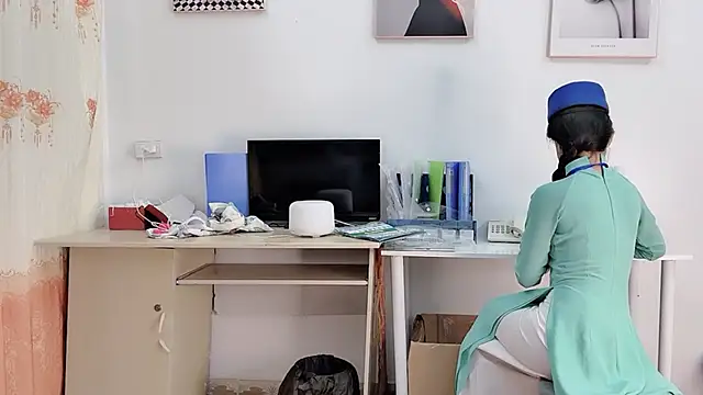 Snapshot of Mono-Stewardesss chatting on February 2026 02:11:02 PM Mono-Stewardesss online show from February 2026 02:11:02 PM