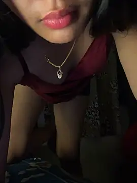 Snapshot of Sexy-Varsha chatting on February 2025 06:38:01 PM Sexy-Varsha online show from February 2025 06:38:01 PM