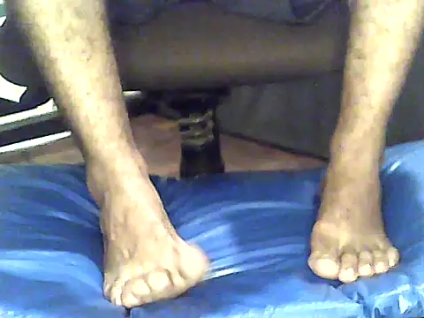 Snapshot of CasadoFavella chatting on April 2026 04:15:01 PM CasadoFavella online show from April 2026 04:15:01 PM