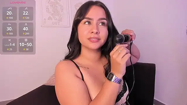 Snapshot of KattyPortman chatting on October 2025 01:03:02 AM KattyPortman online show from October 2025 01:03:02 AM