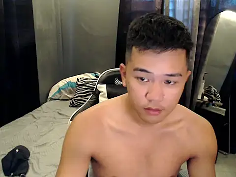 xgregor07 online show from September 2025 01:44:02 AM