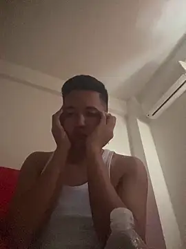 xgregor07 online show from December 2025 01:22:02 AM