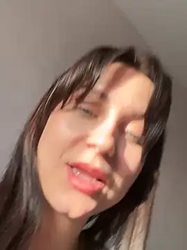 ellie ssexy online show from March 2025 02:33:02 PM