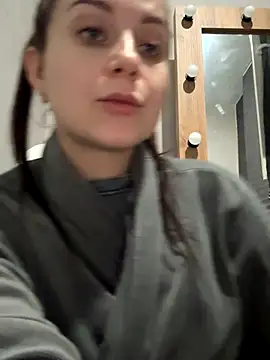 ellie ssexy online show from October 2025 08:20:01 PM