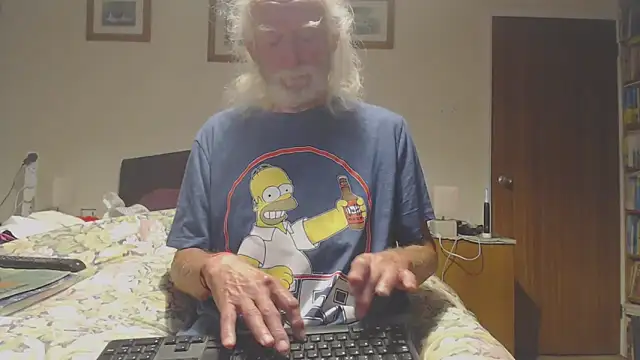 Snapshot of WaverlyKernow chatting on June 2026 08:17:02 AM WaverlyKernow online show from June 2026 08:17:02 AM