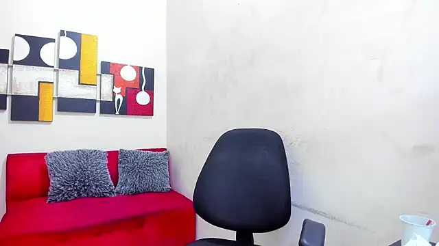 Snapshot of luna_hoott chatting on February 2025 04:47:01 PM luna hoott online show from February 2025 04:47:01 PM