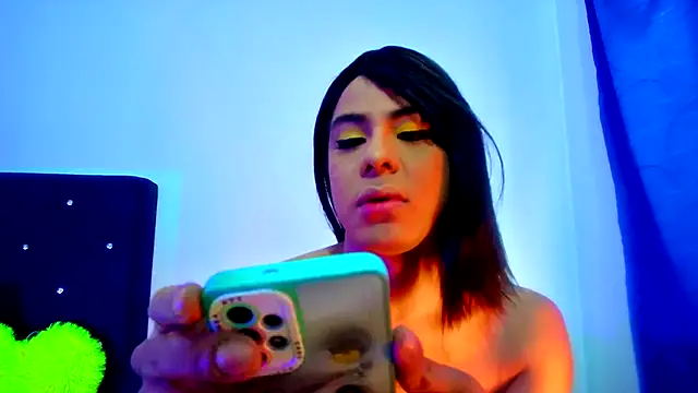 Aliice Doll online show from September 2025 04:19:02 PM