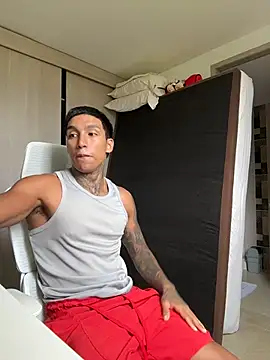 Snapshot of sendfer chatting on April 2026 07:03:02 PM sendfer online show from April 2026 07:03:02 PM