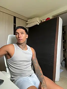 Snapshot of sendfer chatting on April 2026 07:17:02 PM sendfer online show from April 2026 07:17:02 PM