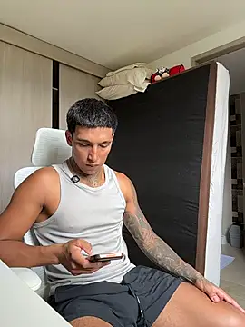 Snapshot of sendfer chatting on April 2026 07:18:01 PM sendfer online show from April 2026 07:18:01 PM