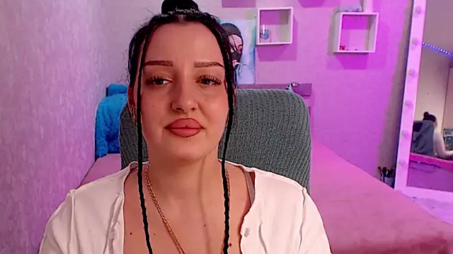 Snapshot of SkarlettMonliss chatting on April 2026 03:47:01 PM SkarlettMonliss online show from April 2026 03:47:01 PM