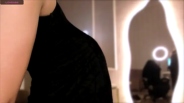 Snapshot of Eli_Llie chatting on September 2025 08:41:01 PM Eli Llie online show from September 2025 08:41:01 PM