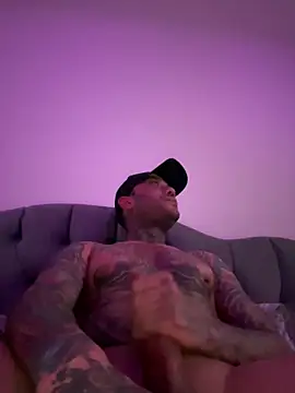 Snapshot of Pablo_fucker chatting on April 2026 11:46:02 PM Pablo fucker online show from April 2026 11:46:02 PM