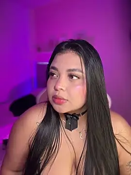 Snapshot of Emily_cooper20 chatting on March 2026 01:32:02 AM Emily cooper20 online show from March 2026 01:32:02 AM