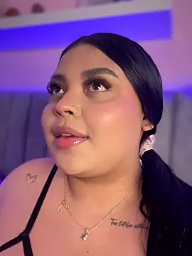 Snapshot of Emily_cooper20 chatting on April 2026 02:51:02 AM Emily cooper20 online show from April 2026 02:51:02 AM