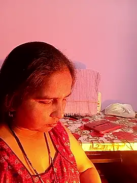 reemacouple007 online show from February 2026 07:51:01 AM