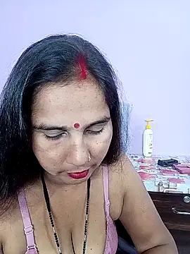 reemacouple007 online show from March 2026 07:31:01 PM