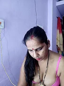 reemacouple007 online show from April 2026 07:07:02 PM