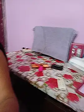 Snapshot of reemacouple007 chatting on July 2026 05:06:01 PM reemacouple007 online show from July 2026 05:06:01 PM
