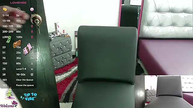 Snapshot of ViickySexy chatting on December 2024 07:48:02 PM ViickySexy online show from December 2024 07:48:02 PM