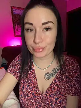 Roxana Bell online show from January 2025 08:39:01 PM