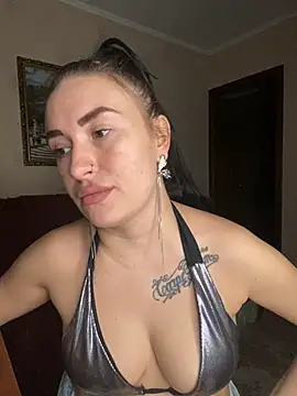 Roxana Bell online show from February 2026 07:55:02 PM