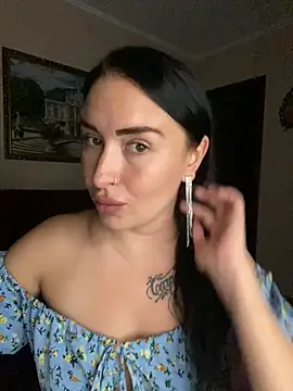 Roxana Bell online show from July 2026 06:43:02 PM