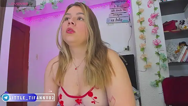 little tifanny82 online show from March 2025 11:30:02 AM